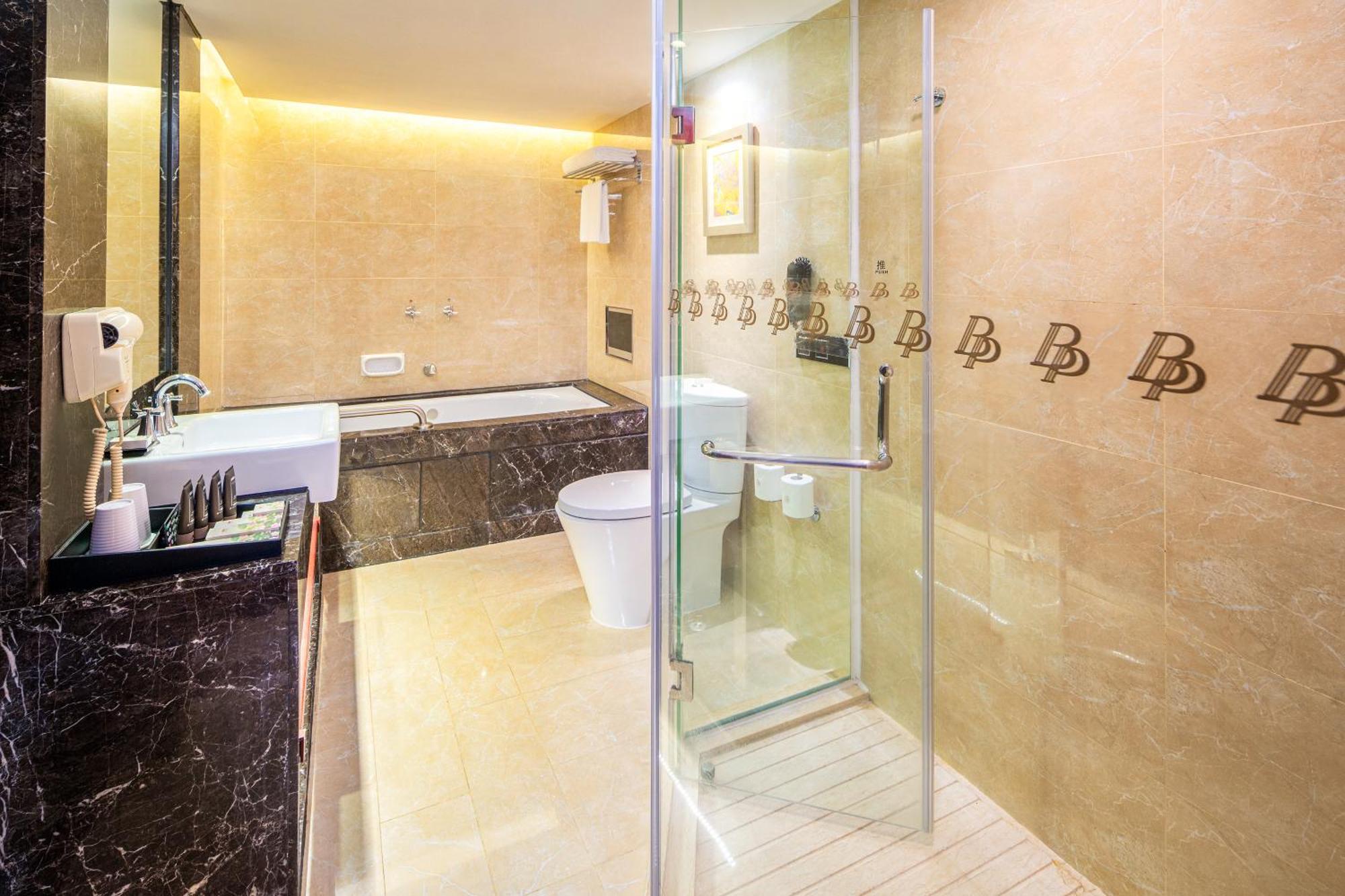 Hotel Beverly Plaza Macau Ngoại thất bức ảnh